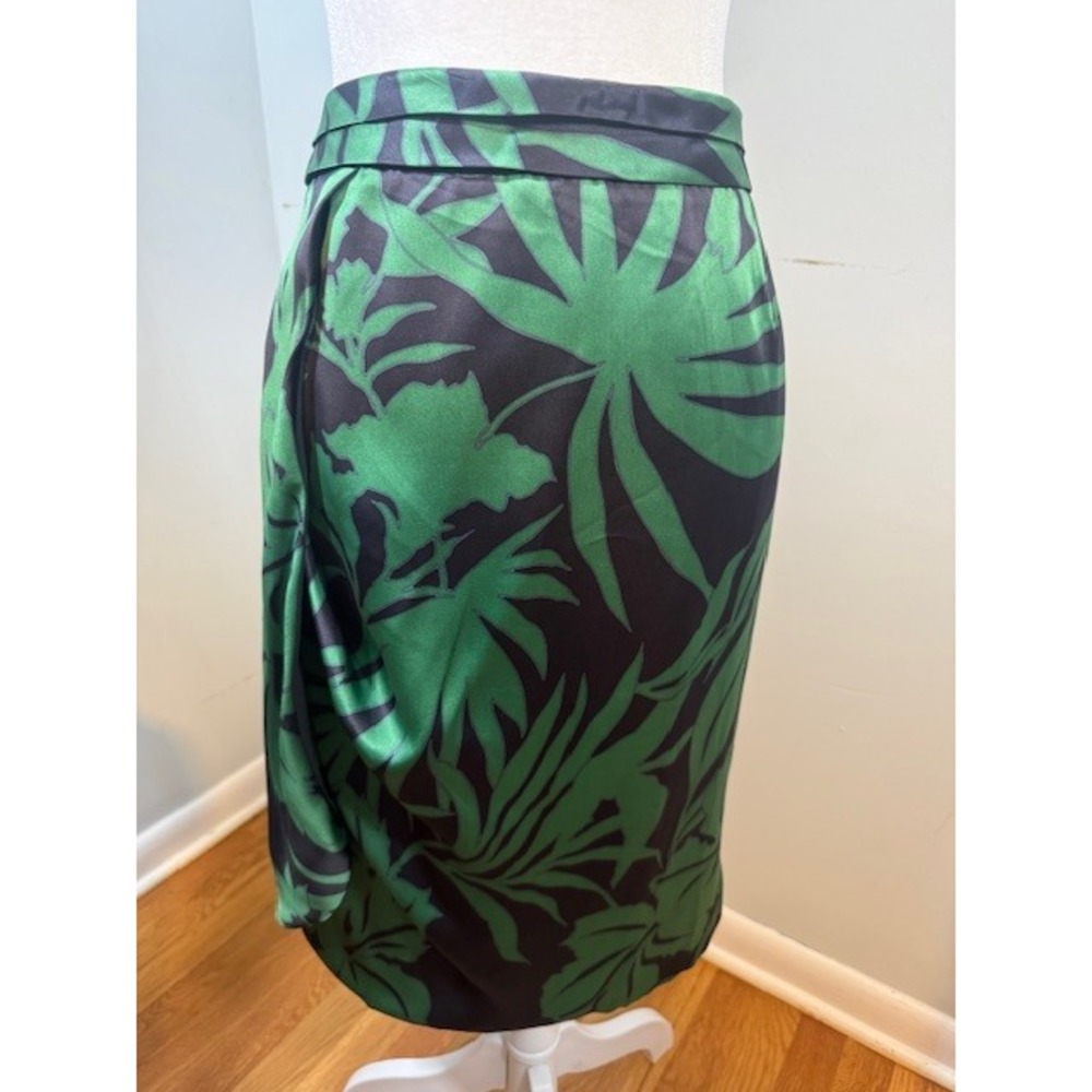 Armani Collezioni 100% Silk Pencil Skirt 12 IT48 Tropical Leaf Print Italy 2008